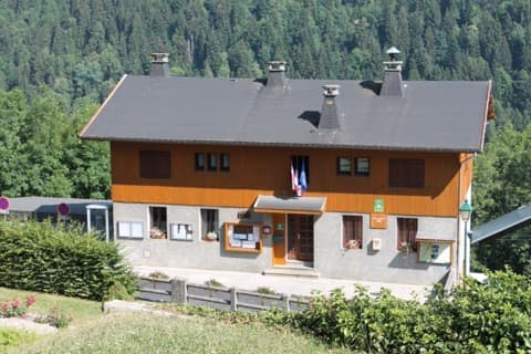 Couvreur Montsapey
