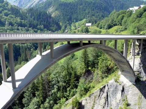 Couvreur Saint-Jean-d'Arves