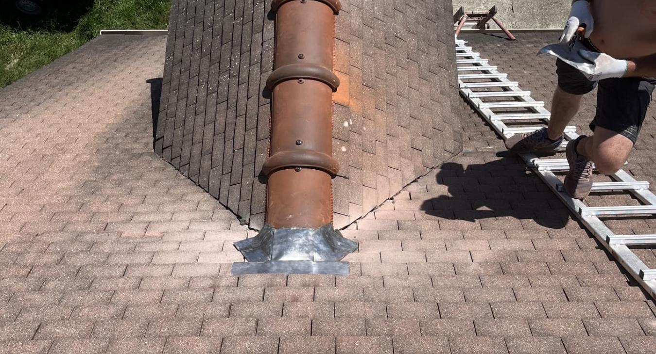Remplacement de faîtage sur lucarne